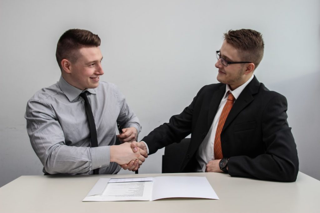 Professional bookkeeping and financial accounting services provider help to save 40/50 % US cost
